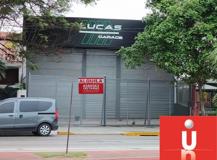 Local comercial · 330m² · 5 Ambientes · 6 Cocheras