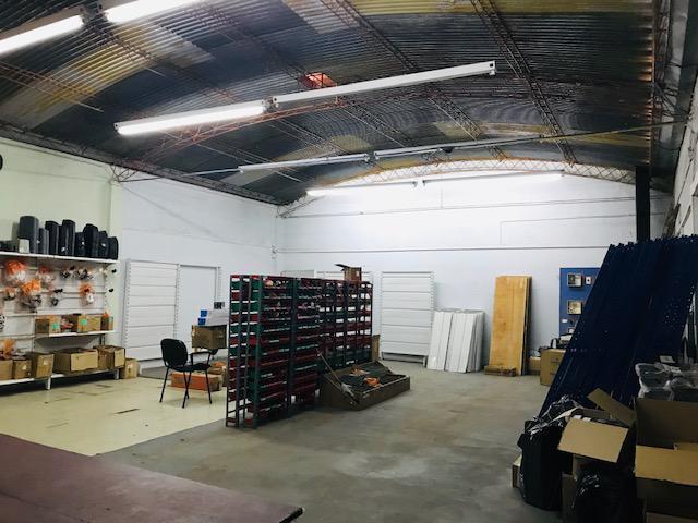 Bodega-Galpón · 450m²