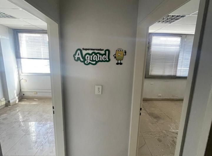 Local comercial · 640m² · 19 Ambientes