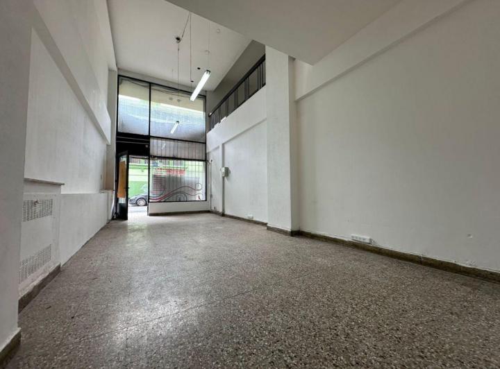 Local comercial · 100m² · 2 Ambientes