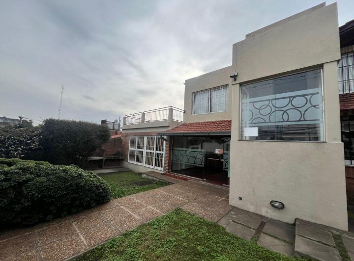 Oficina comercial · 20m² · 1 Ambiente · 2 Cocheras