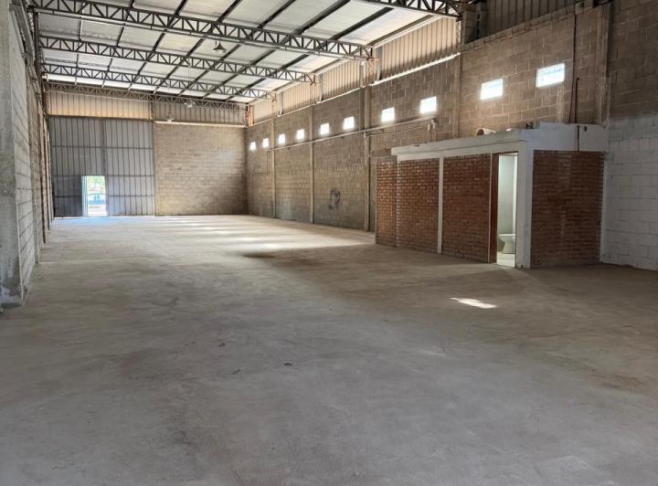 Bodega-Galpón · 350m² · 1 Ambiente