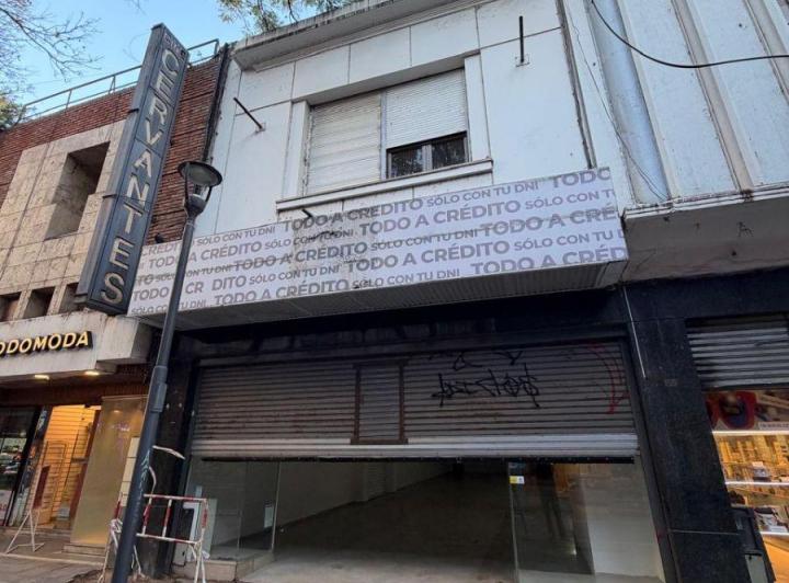 Local comercial · 380m² · 2 Ambientes