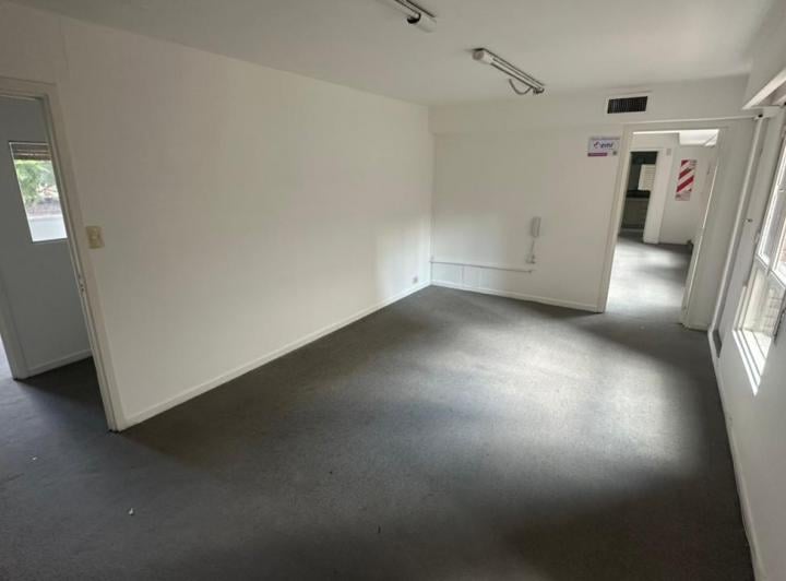 Oficina comercial · 140m²