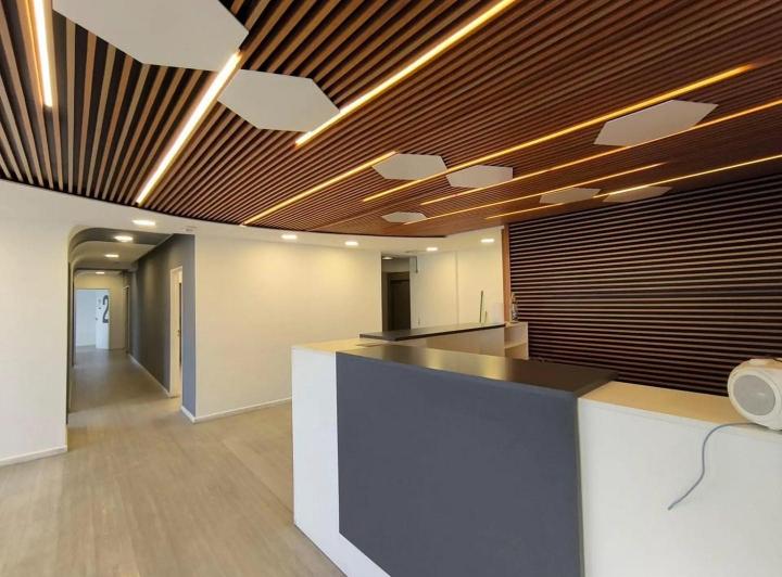 Oficina comercial · 485m²