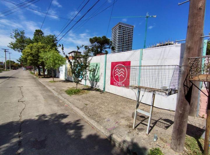 Local comercial · 648m² · 5 Ambientes · 2 Cocheras