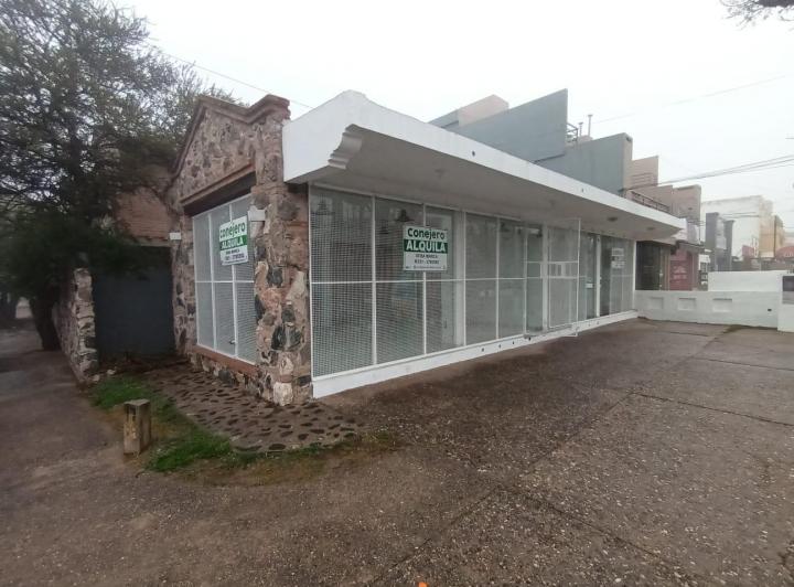 Local comercial · 55m² · 3 Ambientes