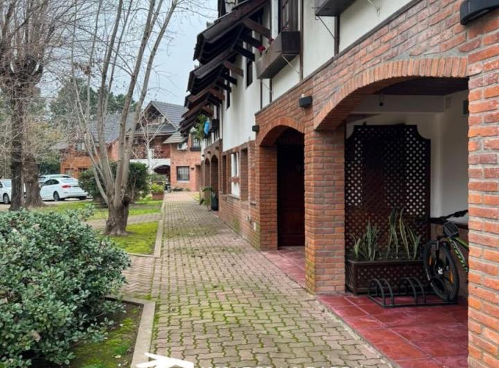 Departamento · 152m² · 6 Ambientes · 1 Cochera
