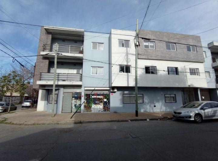 Departamento · 60m² · 4 Ambientes · 1 Cochera