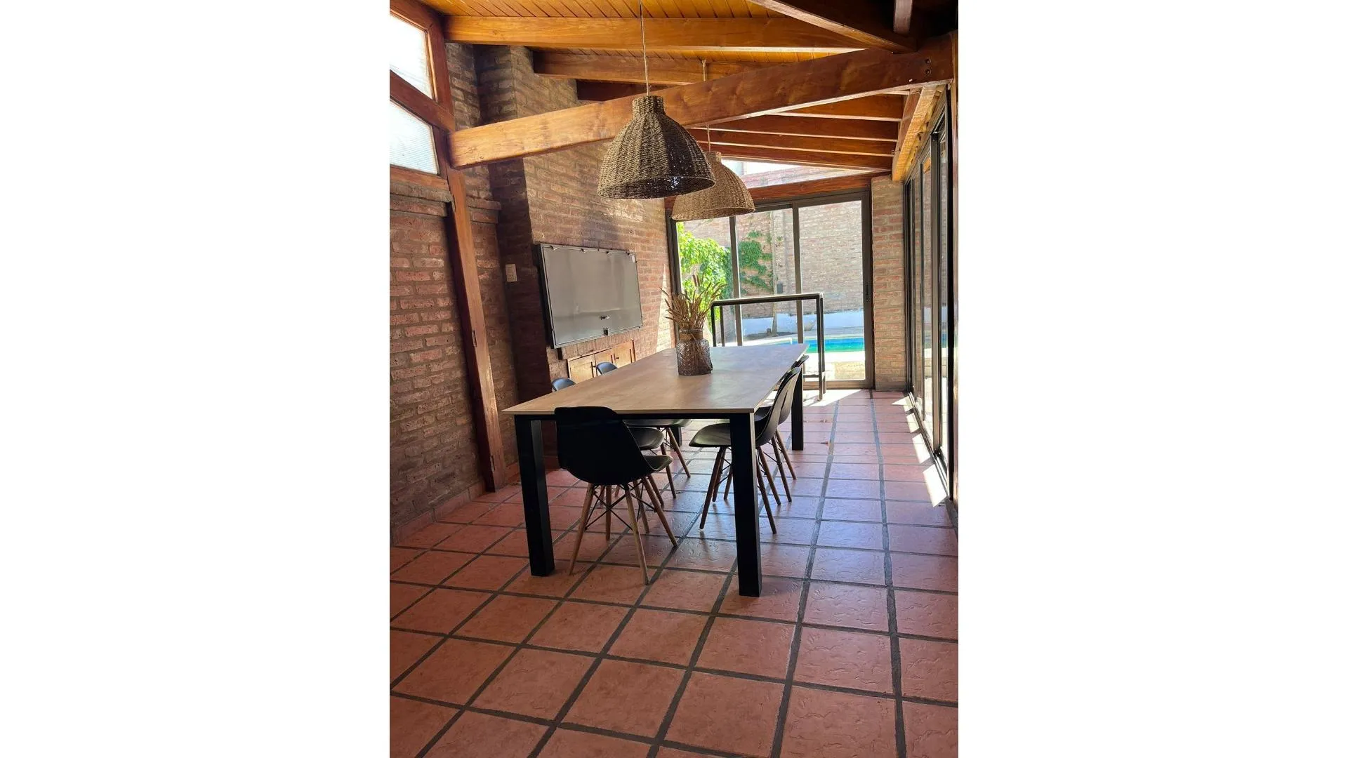Cerca de La Tablada! Dúplex de 3 dorm con pileta