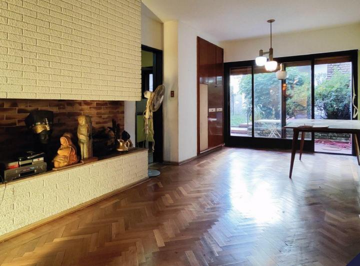 Casa · 156m² · 5 Ambientes · 1 Cochera