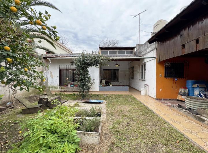 Casa · 169m² · 4 Ambientes · 1 Cochera