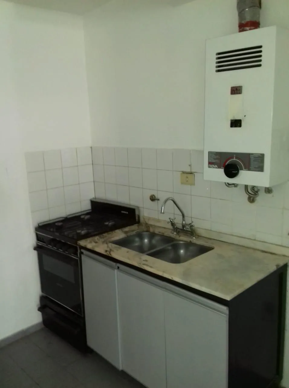Alquiler Alvear 221 Un (1) Dormitorio Centro