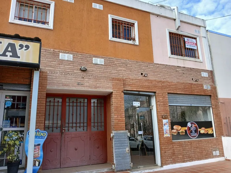 Amplio departamento en Quebrada de las Rosas