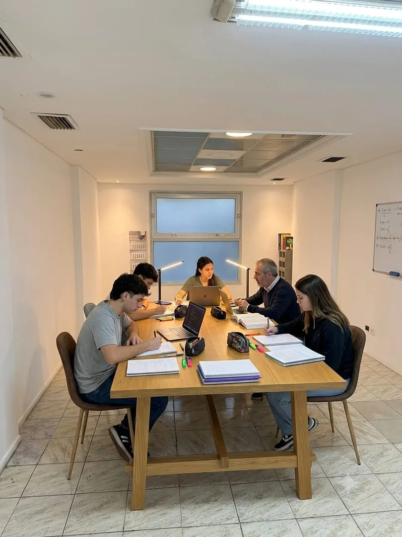 ALQUILER - Oficina en la Torre Garden - 60m2! Sobre Ituzaingó