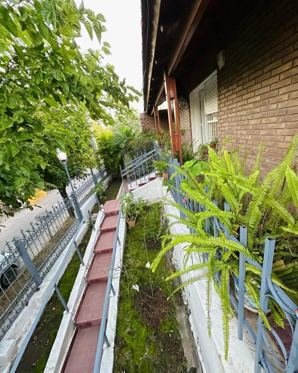 ALQUILER Casa 3 Dorm en B° Parque Capital