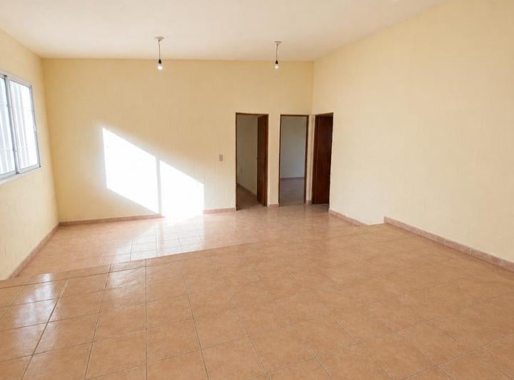 Casa · 150m² · 5 Ambientes · 2 Cocheras