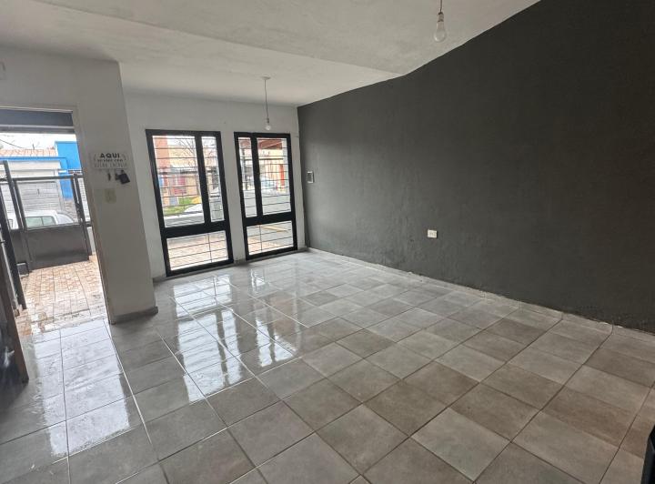 Casa · 1m² · 5 Ambientes · 1 Cochera