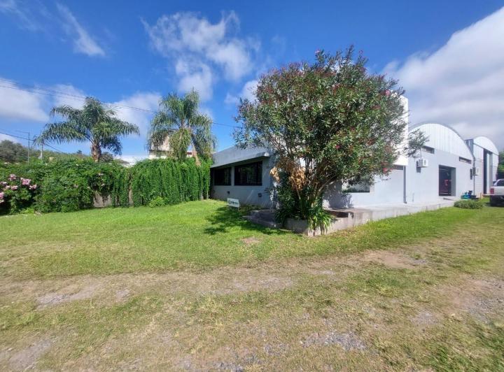 Bodega-Galpón · 352m² · 1 Ambiente · 1 Cochera