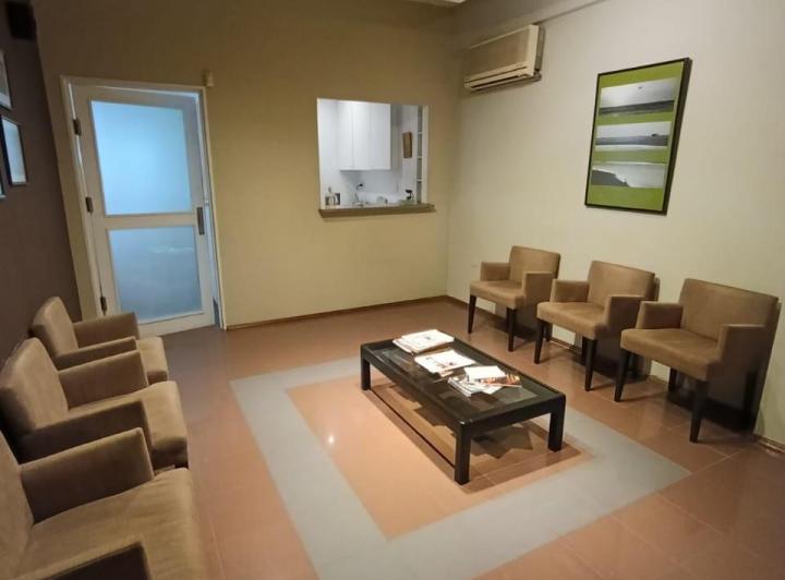 Consultorio · 60m² · 6 Ambientes