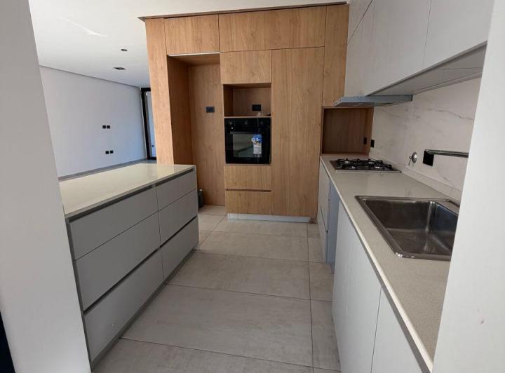 PH · 170m² · 1 Ambiente · 1 Cochera