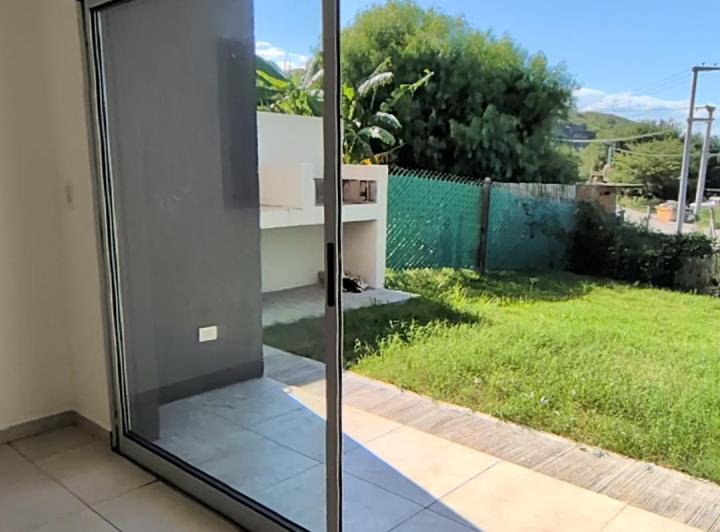 PH · 200m² · 5 Ambientes · 1 Cochera