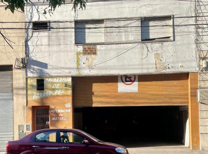 Bodega-Galpón · 950m² · 40 Cocheras