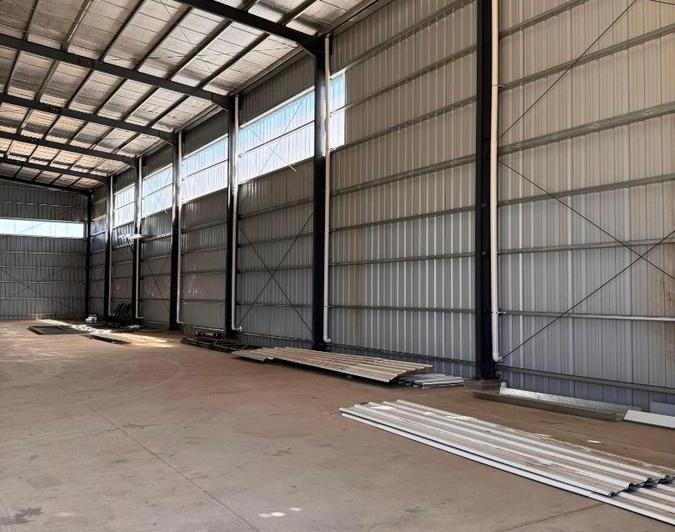 Bodega-Galpón · 915m²