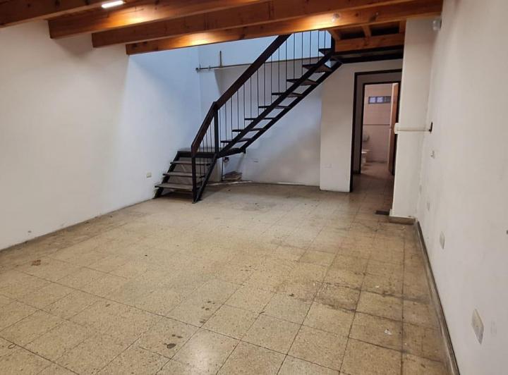 Local comercial · 85m² · 4 Ambientes