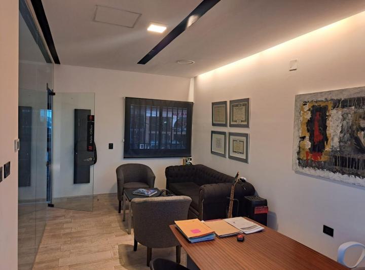 Oficina comercial · 110m² · 4 Ambientes