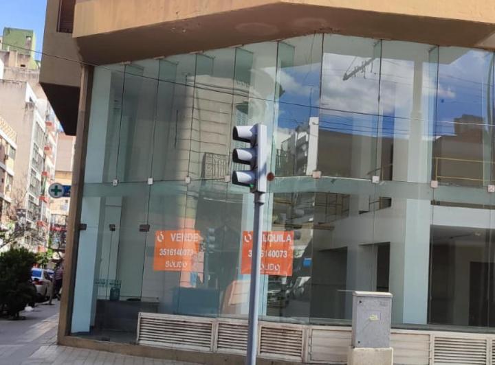 Local comercial · 130m² · 1 Ambiente