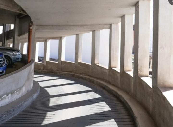 Garage · 20m²