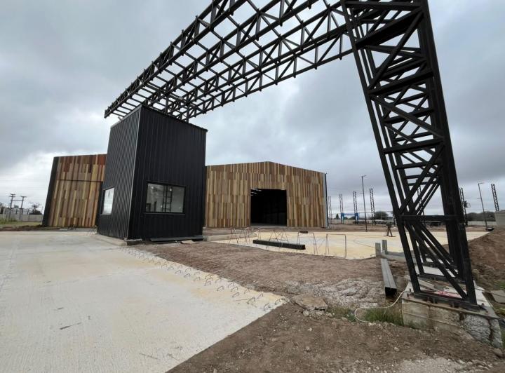 Bodega-Galpón · 840m²