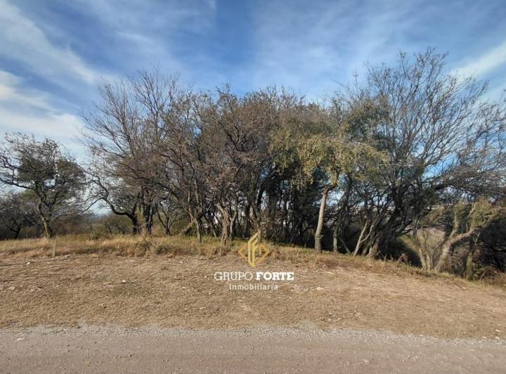 Terreno · 850m²