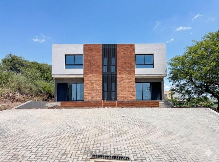 PH · 165m² · 5 Ambientes · 2 Cocheras