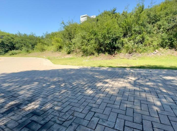 Terreno · 1038m² · 1 Ambiente