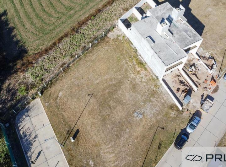 Terreno · 360m²