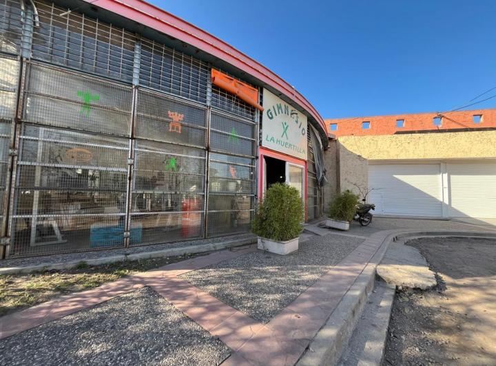 Local comercial · 192m² · 2 Ambientes