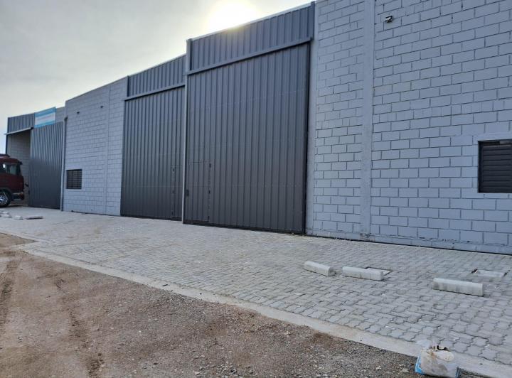 Bodega-Galpón · 270m² · 2 Ambientes