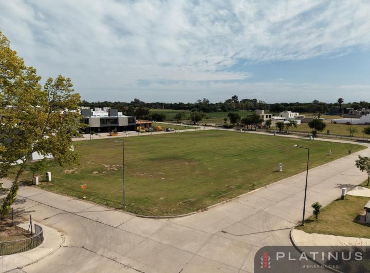 Terreno · 360m²