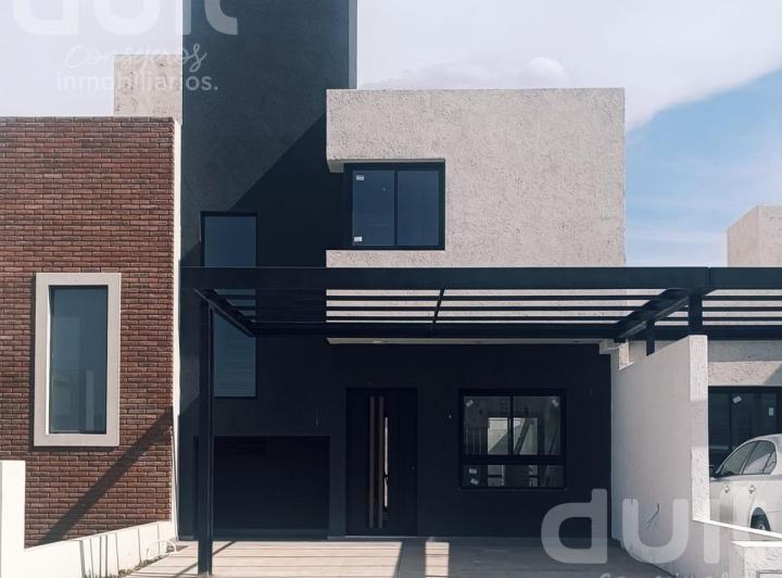 Casa · 115m² · 6 Ambientes · 1 Cochera