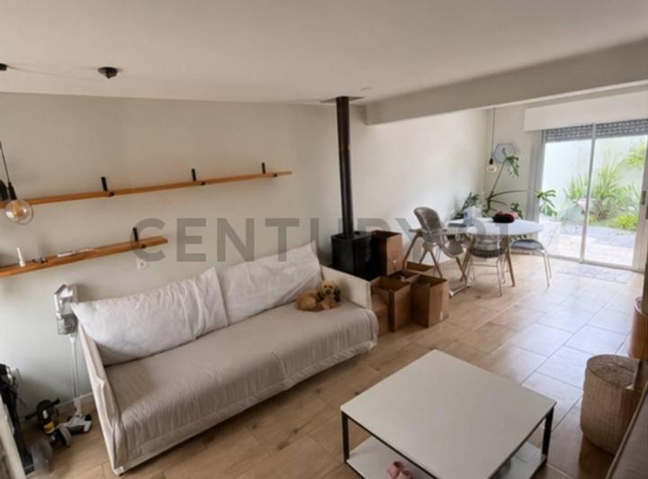 Casa · 70m² · 6 Ambientes