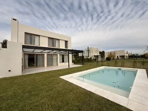 Casa en Venta en Nordelta Carpinchos, Nordelta