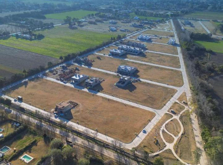 Terreno · 360m²