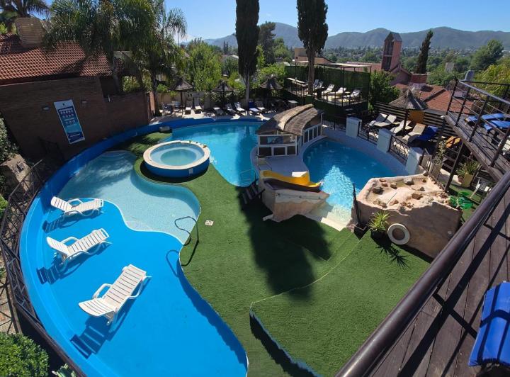 Hotel · 470m²