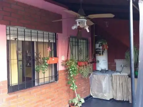 PH en Venta en Caseros, Partido de Tres de Febrero