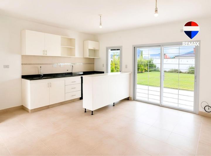 Casa · 60m² · 3 Ambientes · 1 Cochera