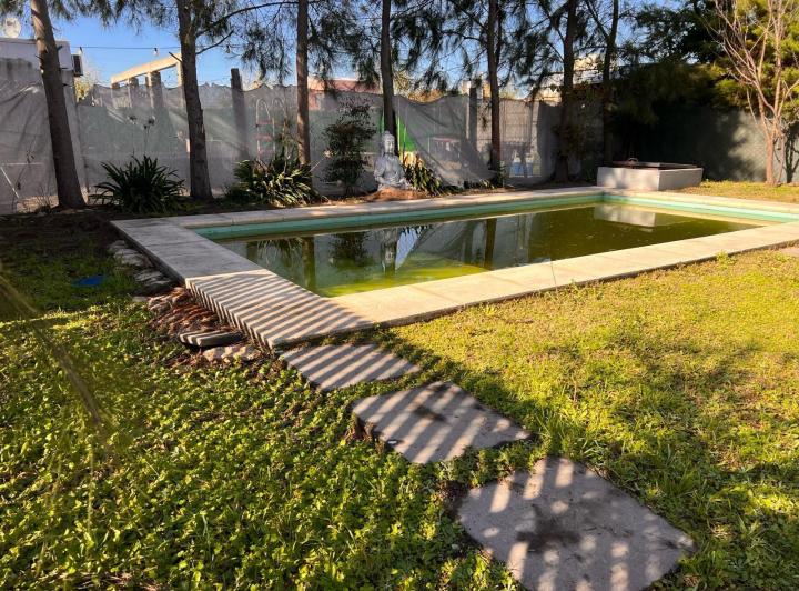 Casa · 149m² · 4 Ambientes · 2 Cocheras
