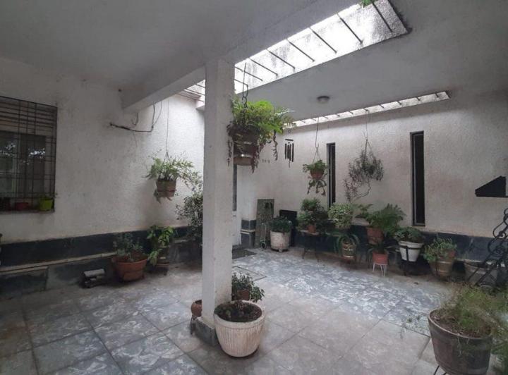 Casa · 138m² · 5 Ambientes · 2 Cocheras