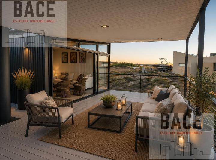 Casa · 140m² · 5 Ambientes · 2 Cocheras